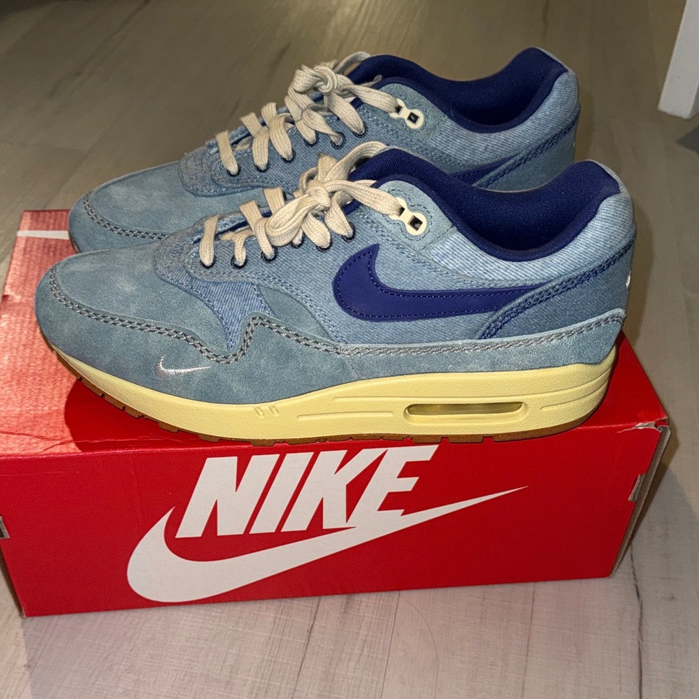 Nike Men's Air Max 1